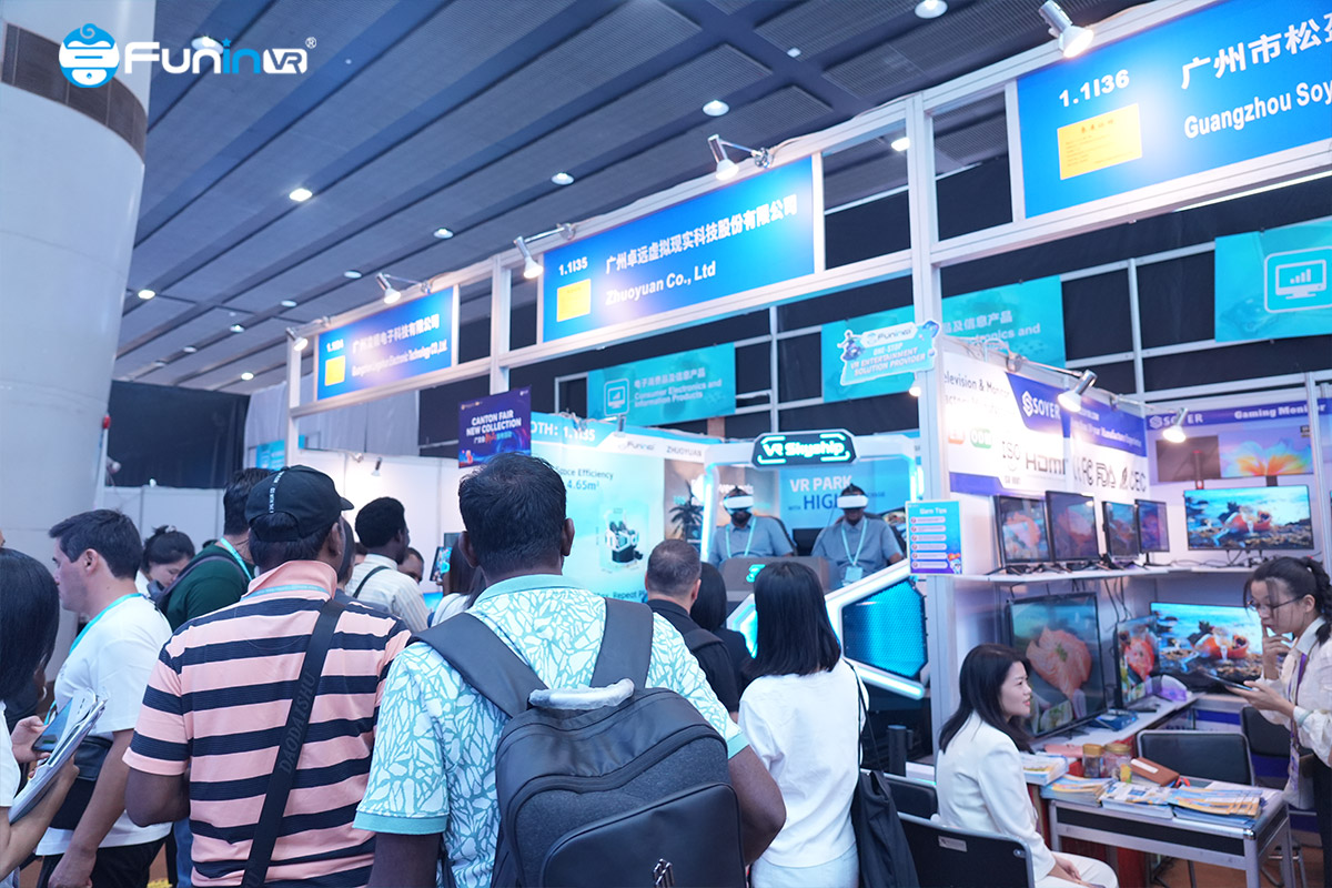 FuninVR Attented at the 136th Canton Fair with New VR Machine